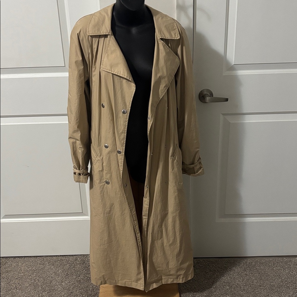 2/$50 NWOT Urban Outfitters Tan / Beige Trench Coat